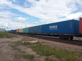 Перевозка жд контейнера в Хабаровск